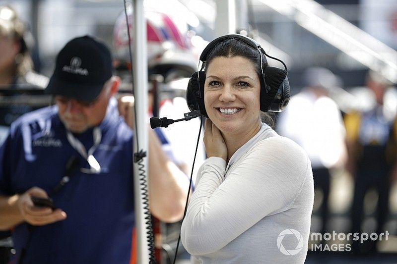 #57 Heinricher Racing w/Meyer Shank Racing Acura NSX GT3, GTD: Katherine Legge