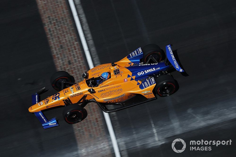 Fantasztikus mezőny állt össze a mai virtuális versenyre: Alonso is ott van