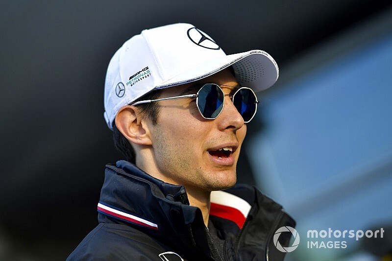 Az utolsó pillanatban dőlt el, hogy nem Ocon mellett döntött a Mercedes
