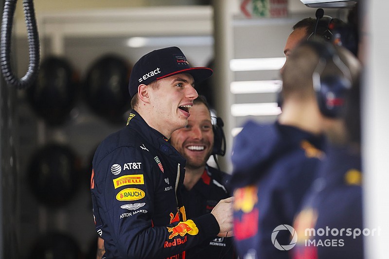 Videó: Verstappen káromkodva kiakad Vettelékre a kínai időmérőn!