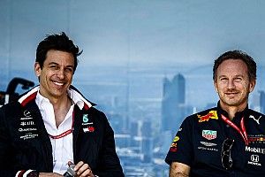 Horner, Racing Point davasında Mercedes'in rolünü sorguladı
