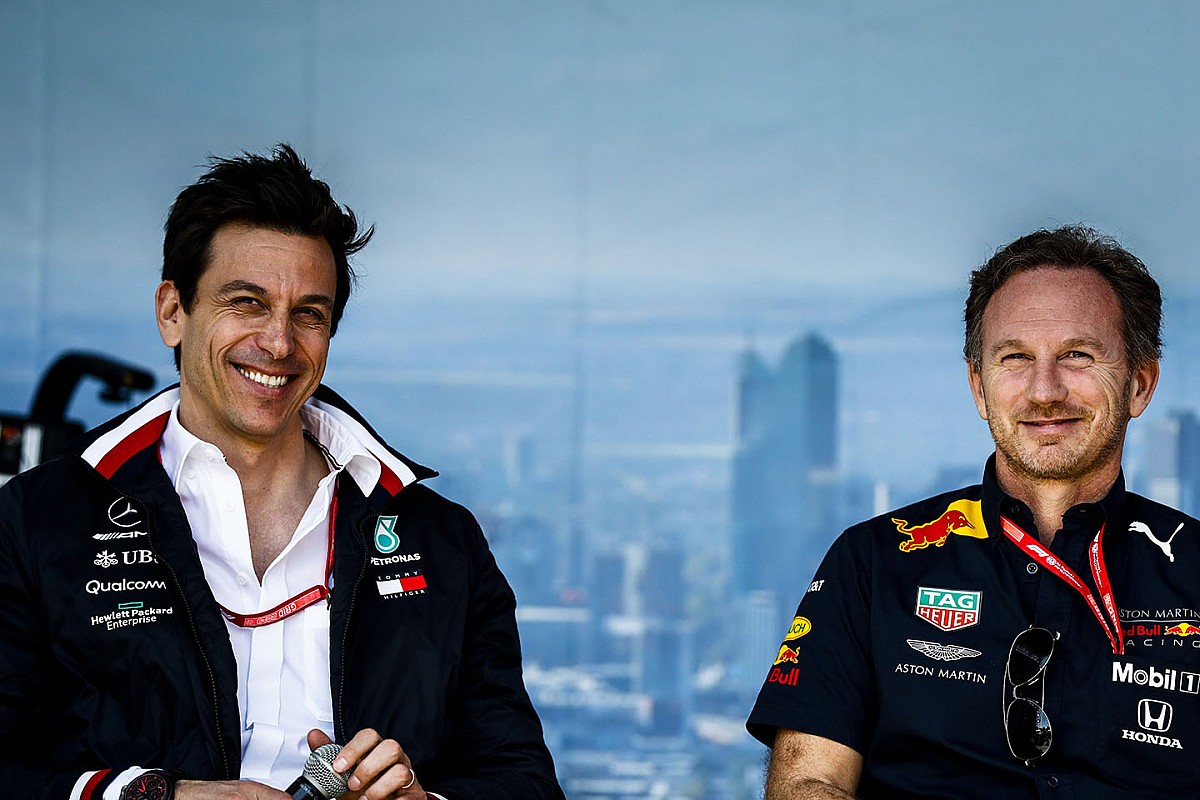 Horner, Racing Point davasında Mercedes'in rolünü sorguladı