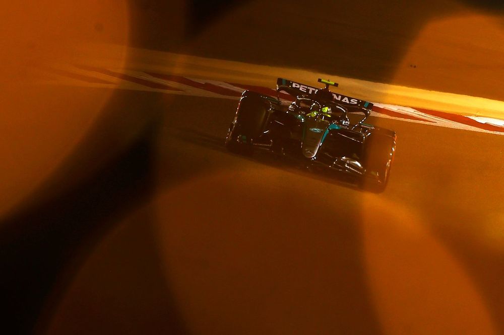 Lewis Hamilton, Mercedes F1 W15