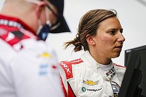 女性レーサーが明かした”五輪”の夢。シモーナ・デ・シルベストロ、『氷上のF1』ボブスレー挑戦