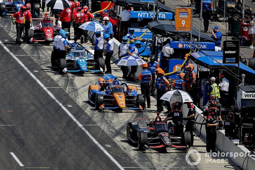 Will Power, Team Penske Chevrolet, Scott Dixon, Chip Ganassi Racing Honda, Alex Palou, Chip Ganassi Racing Honda, Marcus Ericsson, Chip Ganassi Racing Honda on pit road