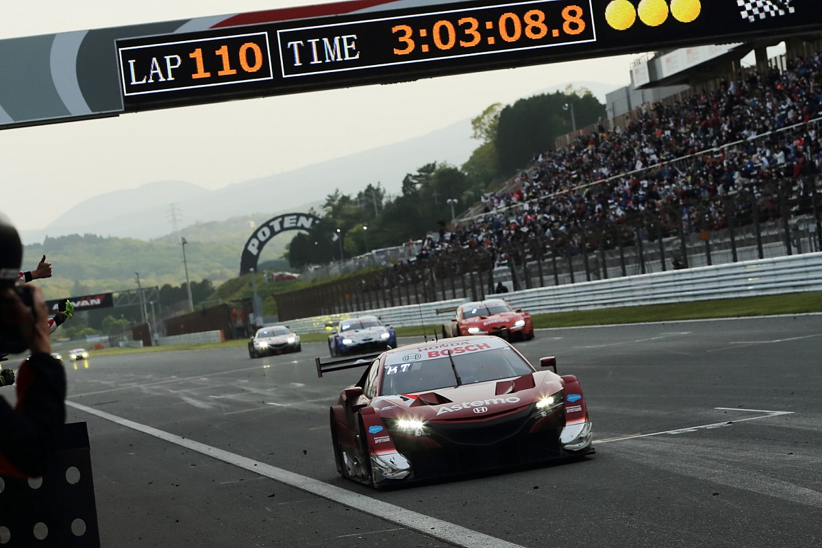 Fuji Super GT: Real Racing Honda holds on to win after late drama