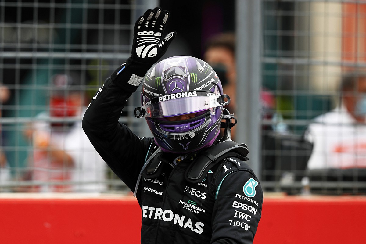Lewis Hamilton prolonge son contrat chez Mercedes