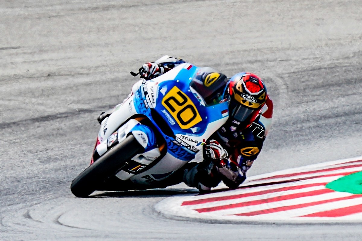 Hasil Race 2 CEV Moto2 Catalunya: Dimas Ekky Bermasalah, Aldeguer Dominan