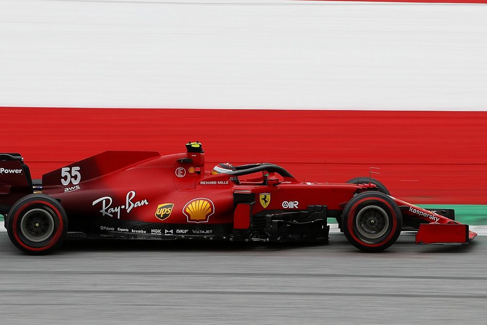 Ferrari не будет отвечать на обновления McLaren своими