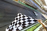 GT Sprint Race: Julio Campos supera Casagrande e vence a corrida 2 em Interlagos