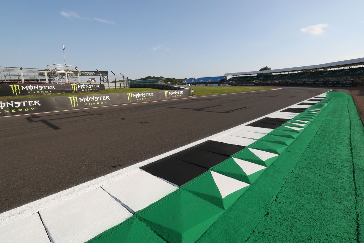 Horarios de Moto2 y Moto3 en Silverstone y cómo verlo