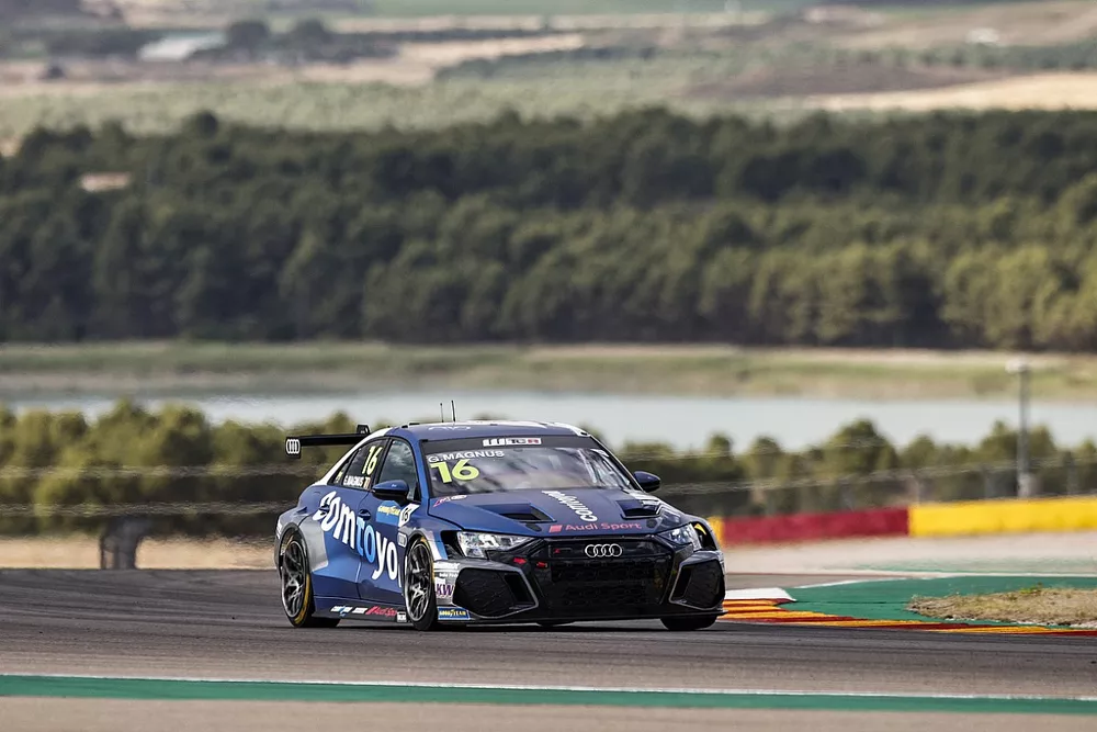 Gilles Magnus, Comtoyou Team Audi Sport, Audi RS 3 LMS