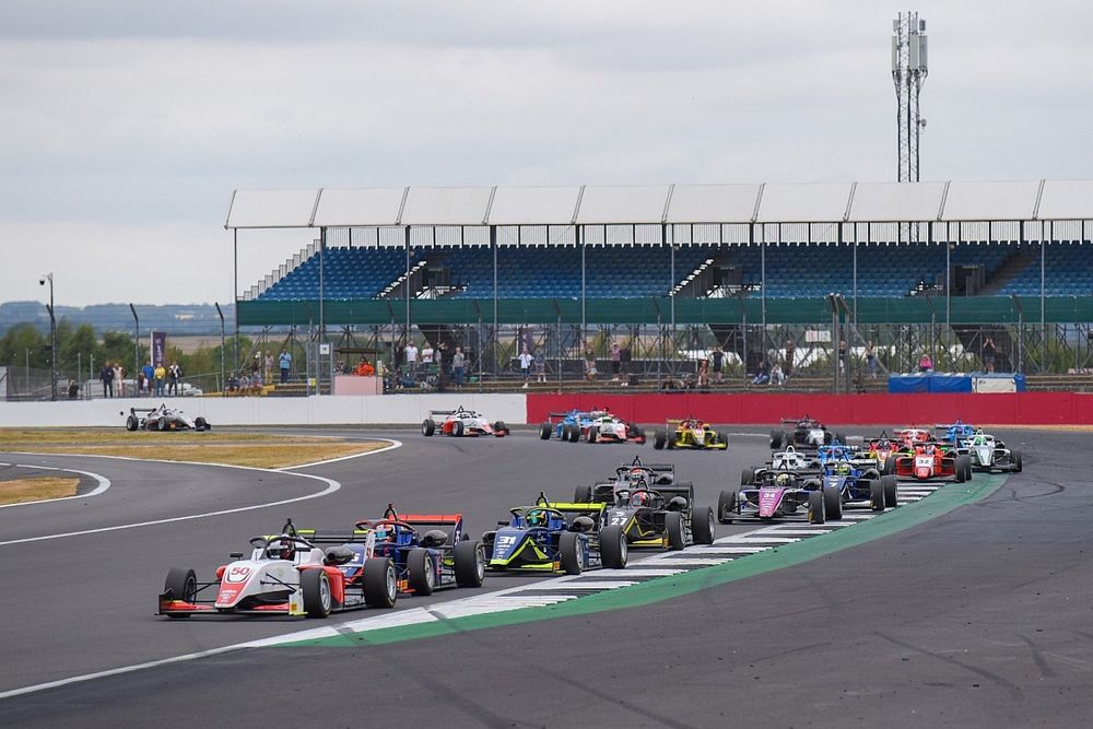 Granfors grabs GB3 points lead as TOCA supports thrill at Knockhill