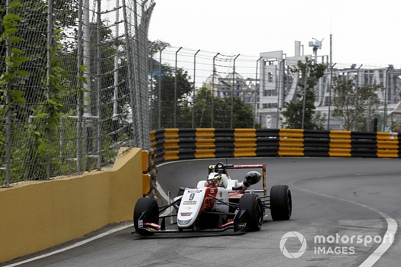 Macau GP: Mick Schumacher snelste in eerste training