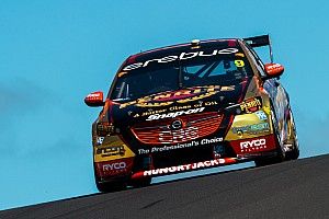 Bathurst 1000: Reynolds/Youlden lead, drama for Red Bull Holdens