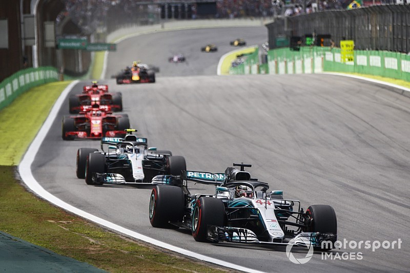 Verstappen : Plus facile pour Hamilton avec un équipier "pas si rapide"