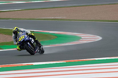 Rossi: “Hay que elevar la profesionalidad de los comisarios”