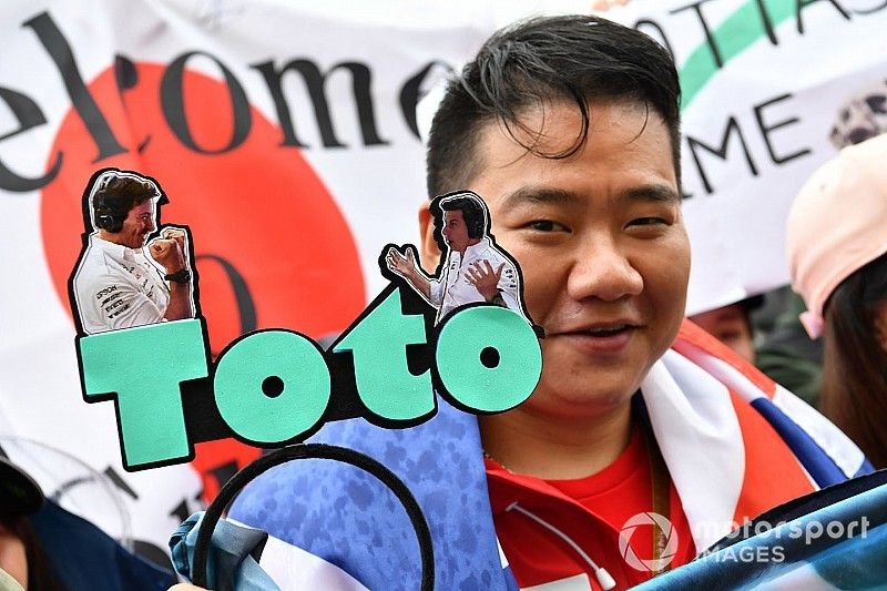 Japánban még Toto Wolffnak is vannak rajongói a Forma-1-ben