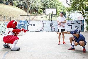 Kulisszatitkok Brazíliából: Lauda Whatsupon gratulált Hamilton címéhez, Gasly Ricciardo "jogos" utódja