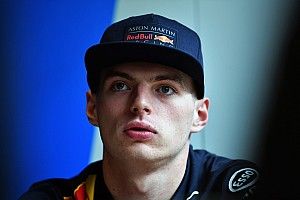 Egy gamer Max Verstappen és Lando Norris ellen versenyezhetett (videó)