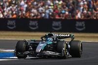 Russell pide cambios a Mercedes para dejar de estar "a merced del clima"