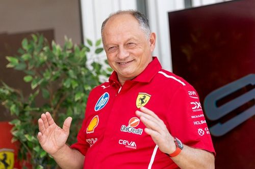 F1: Em meio a rumores sobre Horner, presidente da Ferrari emite declaração sobre Vasseur