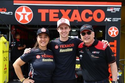 Stock Car: Texaco renova parceria com Arthur Leist e Crown Racing para 2026