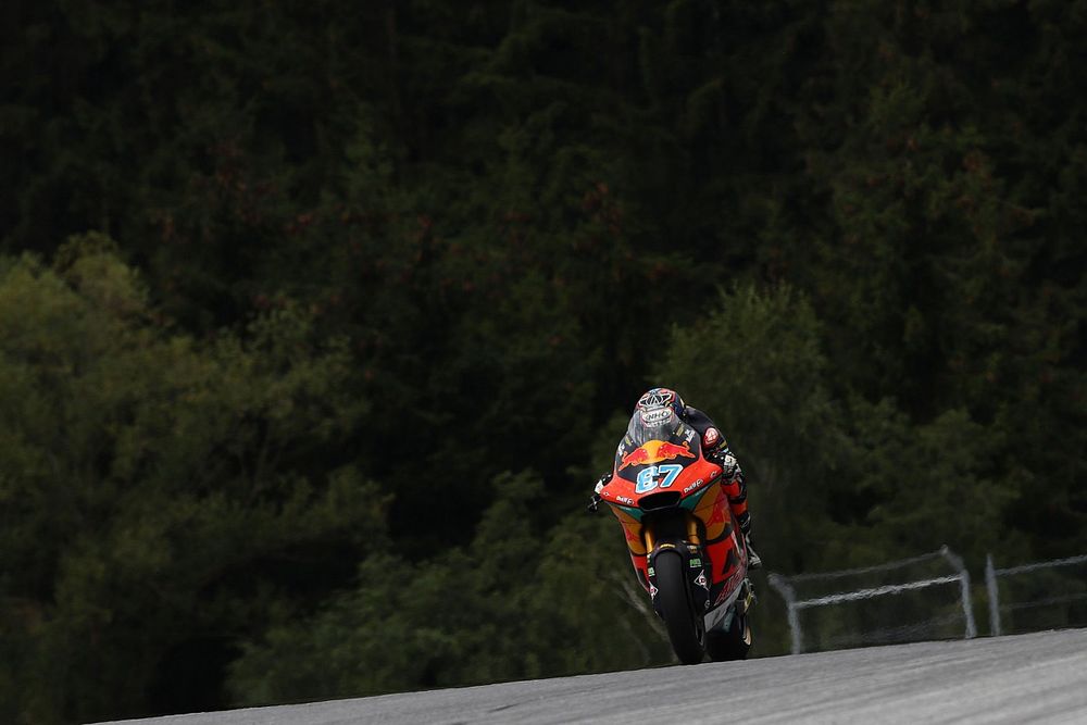 Moto2 Spielberg: Gardner, çaylak Ogura'nın önünde pole pozisyonunda
