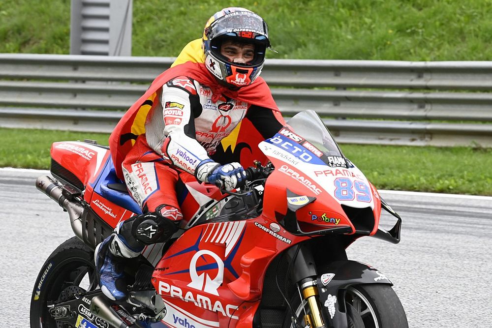 MotoGPスティリア決勝:マルティン、ポール・トゥ・ウィンでMotoGP初優勝! 中上貴晶追い上げ5位