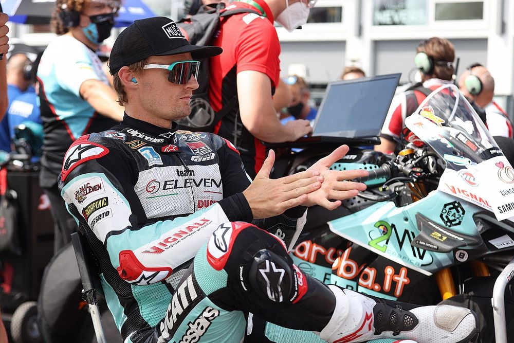 SBK, tegola Davies: weekend finito, va in ospedale