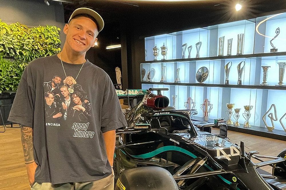Quartararo prueba el simulador de Mercedes F1
