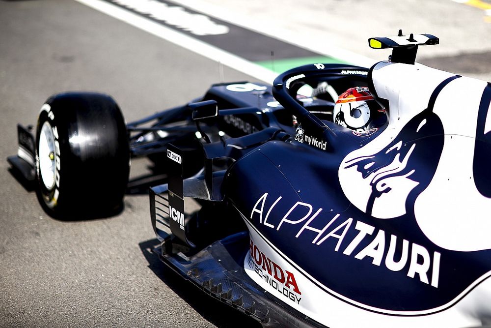 Crash-test réussi pour l'AlphaTauri AT03