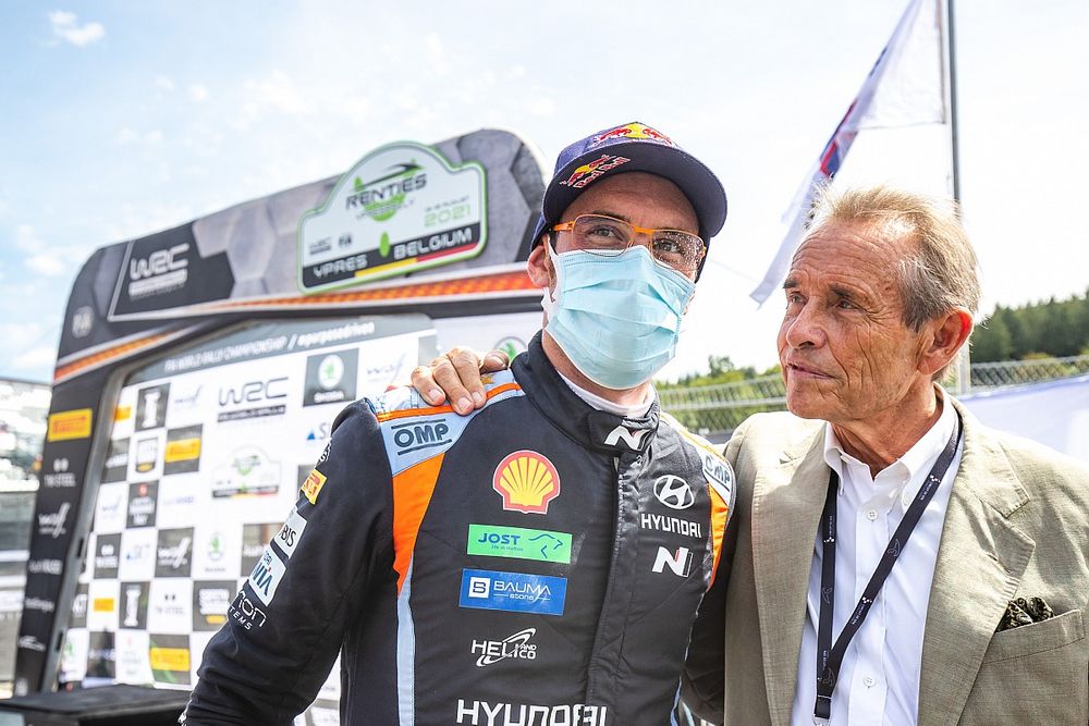 Neuville soutenu par une légende du Mans pour sa victoire à Ypres