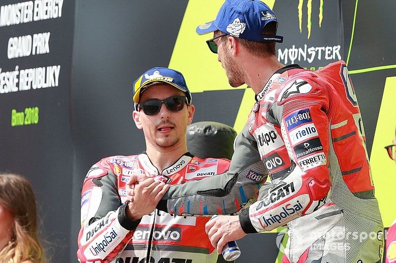 Podio: ganador, Andrea Dovizioso, Ducati Team, segundo, Jorge Lorenzo, Ducati Team