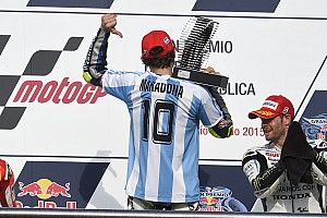 El mundo del motor despide a Maradona