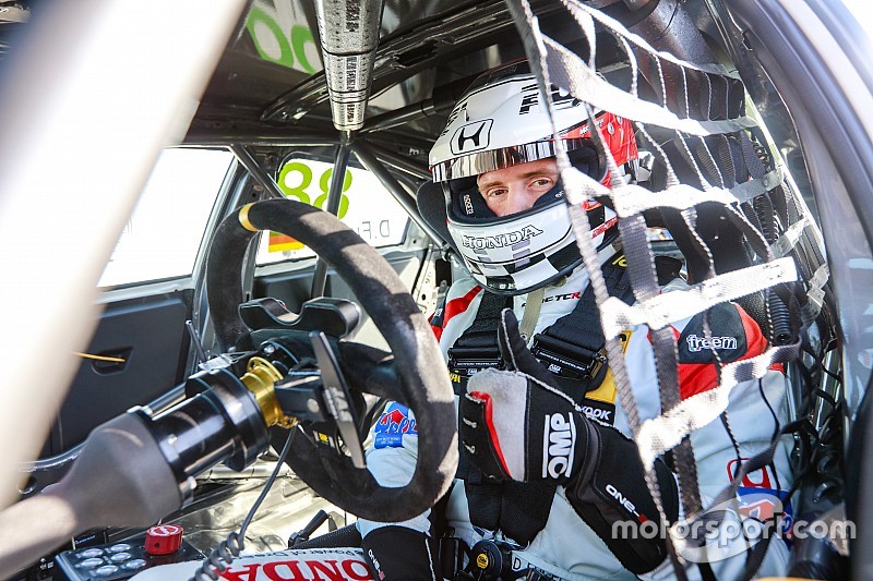 Unfallfolgen: Honda-Pilot Dominik Fugel lässt TCR-Saison 2017 aus