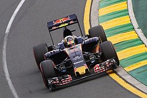 Verstappen insists no tension with Sainz