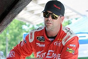 Jason Hathaway retires from full-time NASCAR Pinty's Series competition