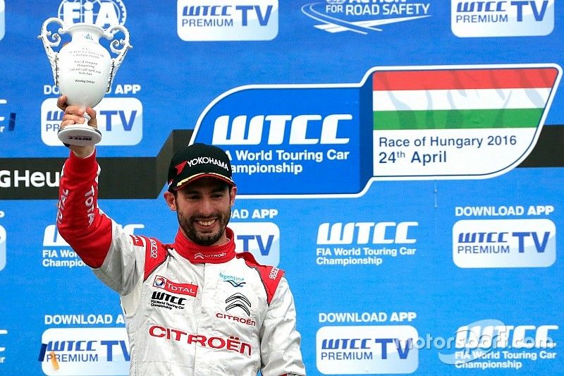 Podio: Ganador José María López, Citroën World Touring Car Team, Citroën C-Elysée WTCC