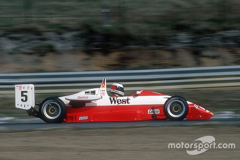 Kampioensbolide Schumacher uit Formule 3 te koop aangeboden