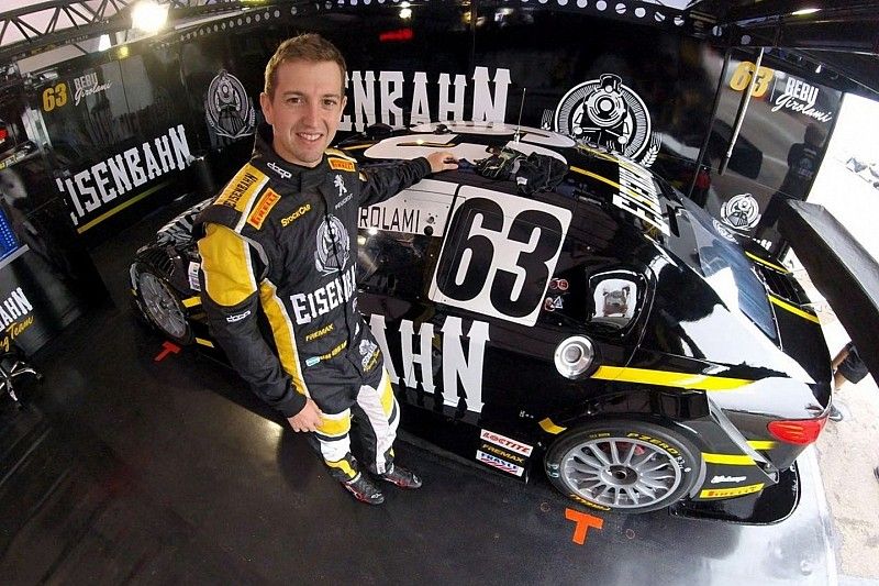 Em meio a Stock, Girolami pode participar do WTCC no Japão