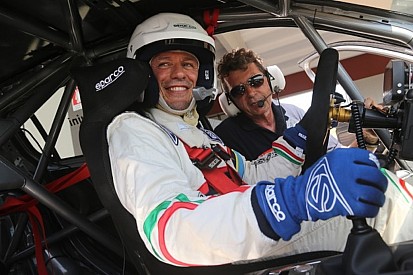 Stefano Accorsi debutta da vero pilota nel TCR Italy con Peugeot