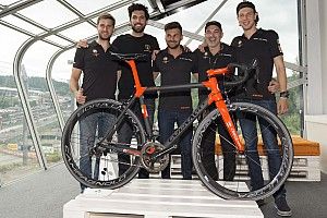 Orange1 e Colnago dedicano una bici alla 24 Ore di Spa!