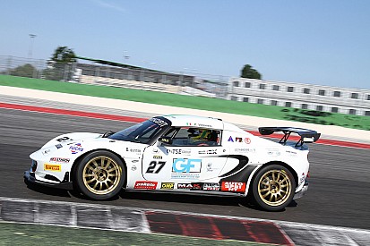 Lotus Cup Italia: in quattro a caccia della leadership a Magione