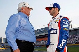 Johnson weighs in on the best candidates for Hendrick Motorsports