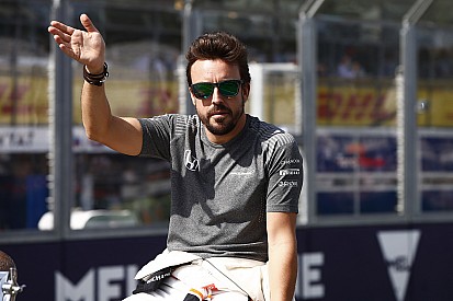 Alonso duro: "Ero 10° grazie a me e alla fortuna. Siamo ultimi!"