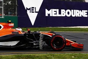 Analisis teknis: Dirundung masalah, McLaren tetap kembangkan aero