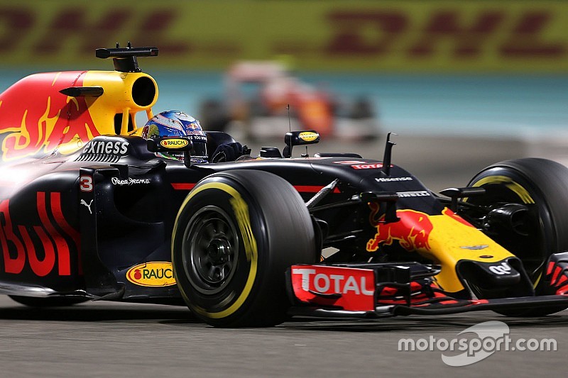 【F1アブダビGP】リカルド「スタート時のスーパーソフトはもっと走れたはず……」