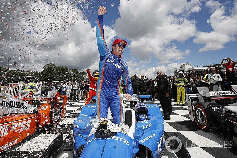 Race winner Scott Dixon, Chip Ganassi Racing Honda