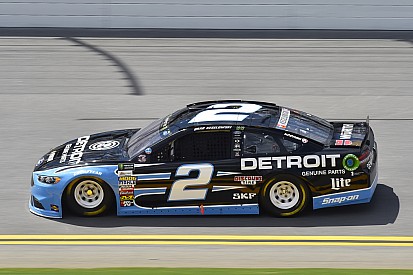 Keselowski wins Stage 1 at Daytona over Dale Earnhardt Jr.
